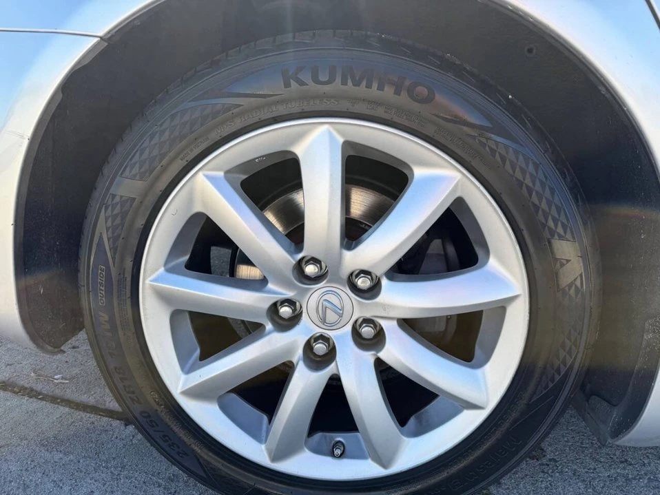 2008 Lexus LS 4th Gen - Image 11 of 20