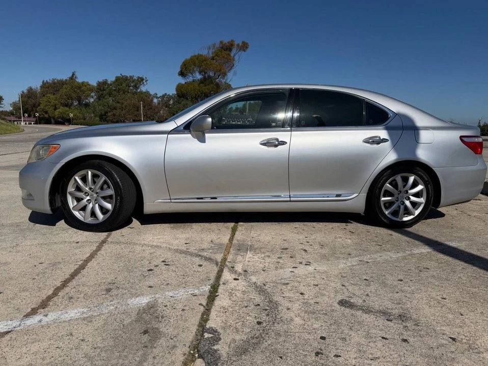 2008 Lexus LS 4th Gen - Image 2 of 20