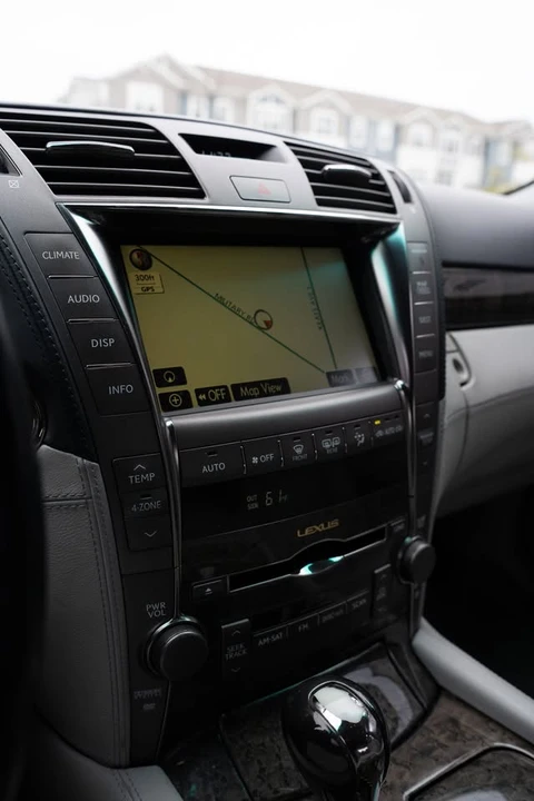 2008 Lexus LS 4th Gen - Image 7 of 20