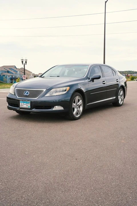 2008 Lexus LS 4th Gen - Image 2 of 20