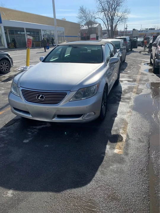 2008 Lexus LS 4th Gen - Image 3 of 12