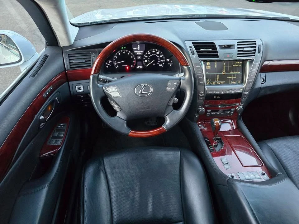 2008 Lexus LS 4th Gen - Image 17 of 20