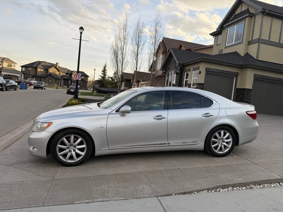 2008 Lexus LS 4th Gen - Image 2 of 13