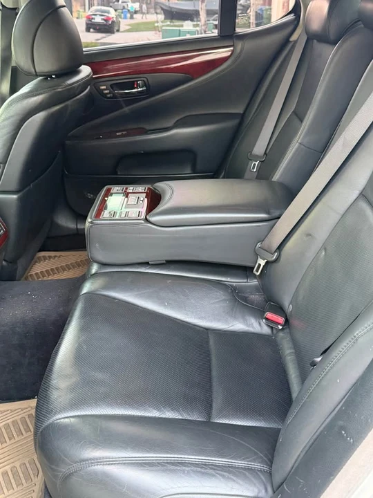 2008 Lexus LS 4th Gen - Image 7 of 13
