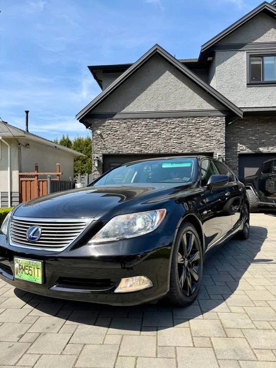 2008 Lexus LS 4th Gen - Image 3 of 14