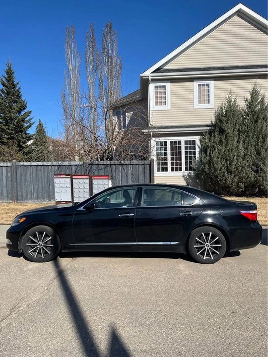 2008 Lexus LS 4th Gen - Image 2 of 9