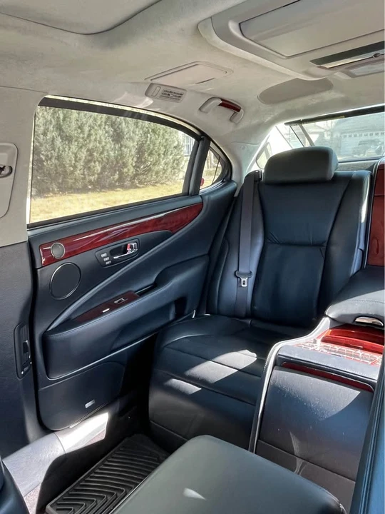 2008 Lexus LS 4th Gen - Image 7 of 9