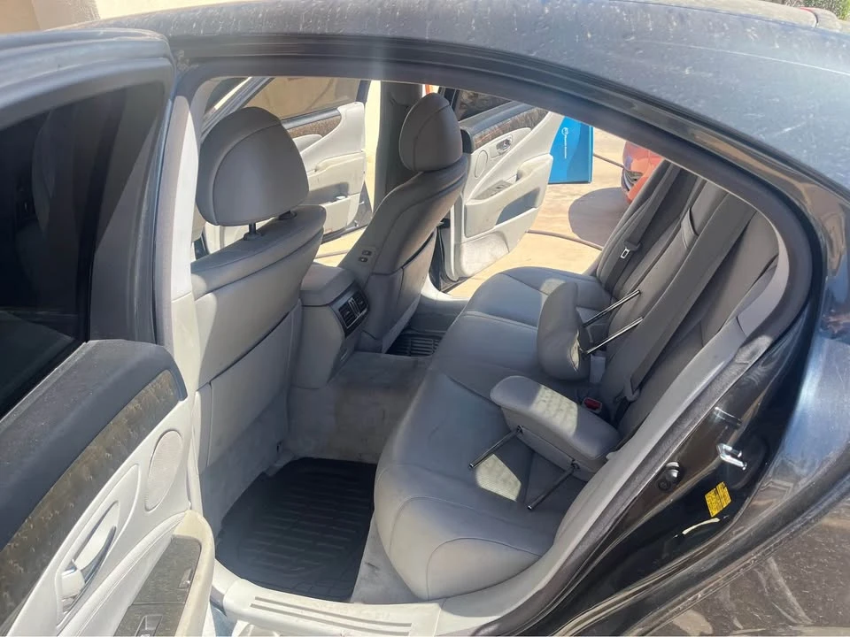 2008 Lexus LS 4th Gen - Image 10 of 13