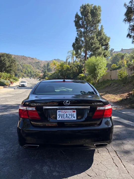 2008 Lexus LS 4th Gen - Image 3 of 12
