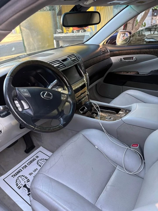 2008 Lexus LS 4th Gen - Image 7 of 9