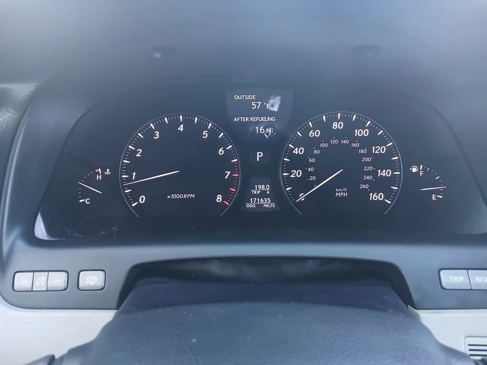 2008 Lexus LS 4th Gen - Image 6 of 15