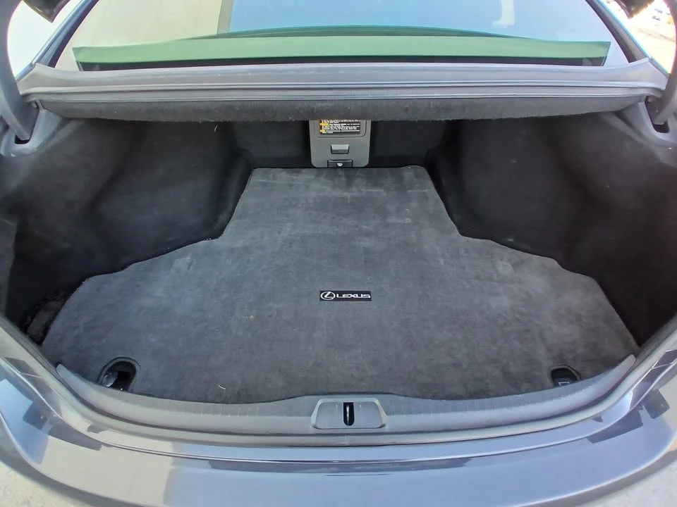 2008 Lexus LS 4th Gen - Image 12 of 15