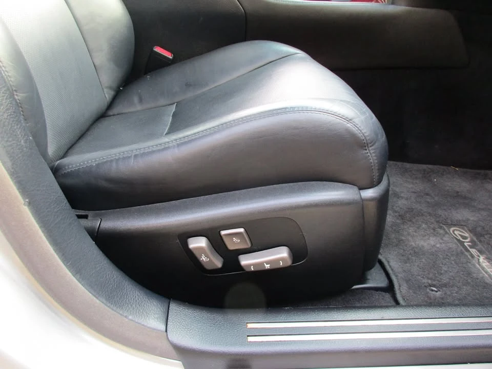 2008 Lexus LS 4th Gen - Image 9 of 17