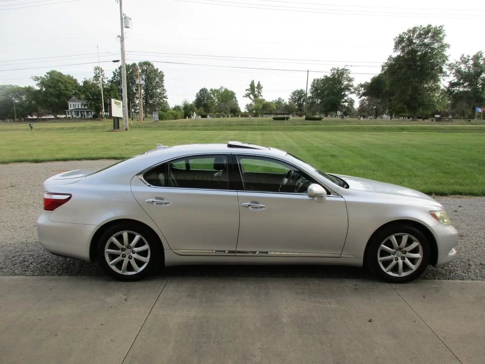 2008 Lexus LS 4th Gen - Image 5 of 17
