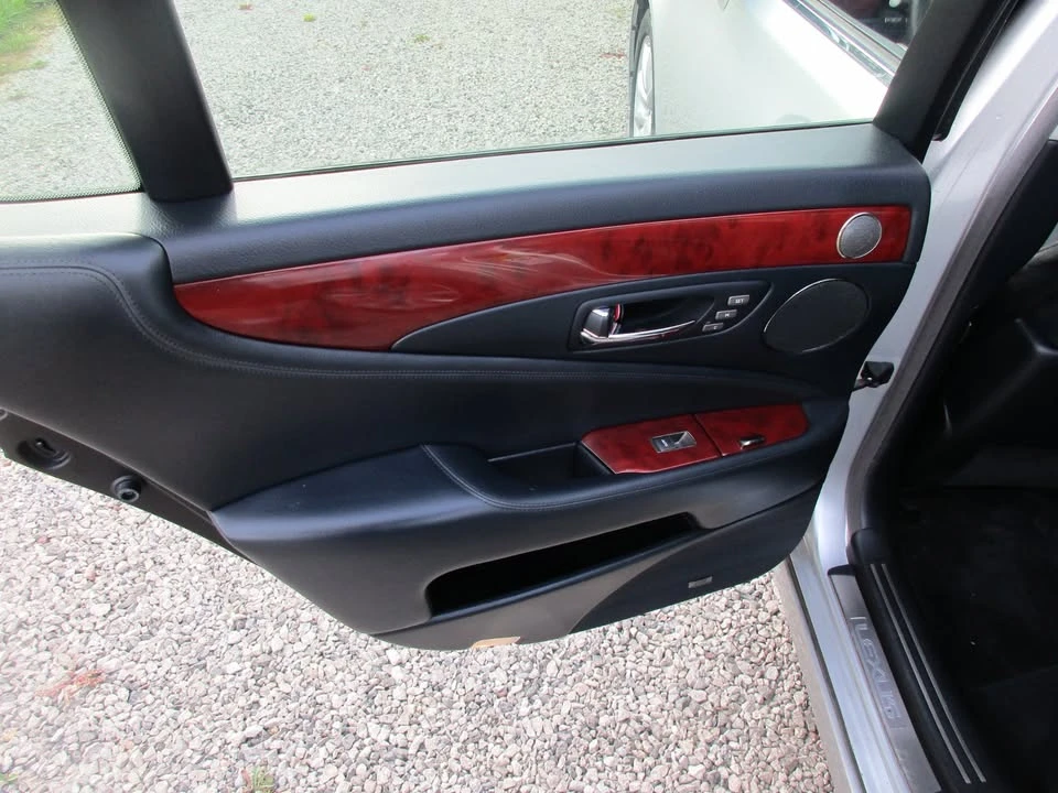 2008 Lexus LS 4th Gen - Image 14 of 17
