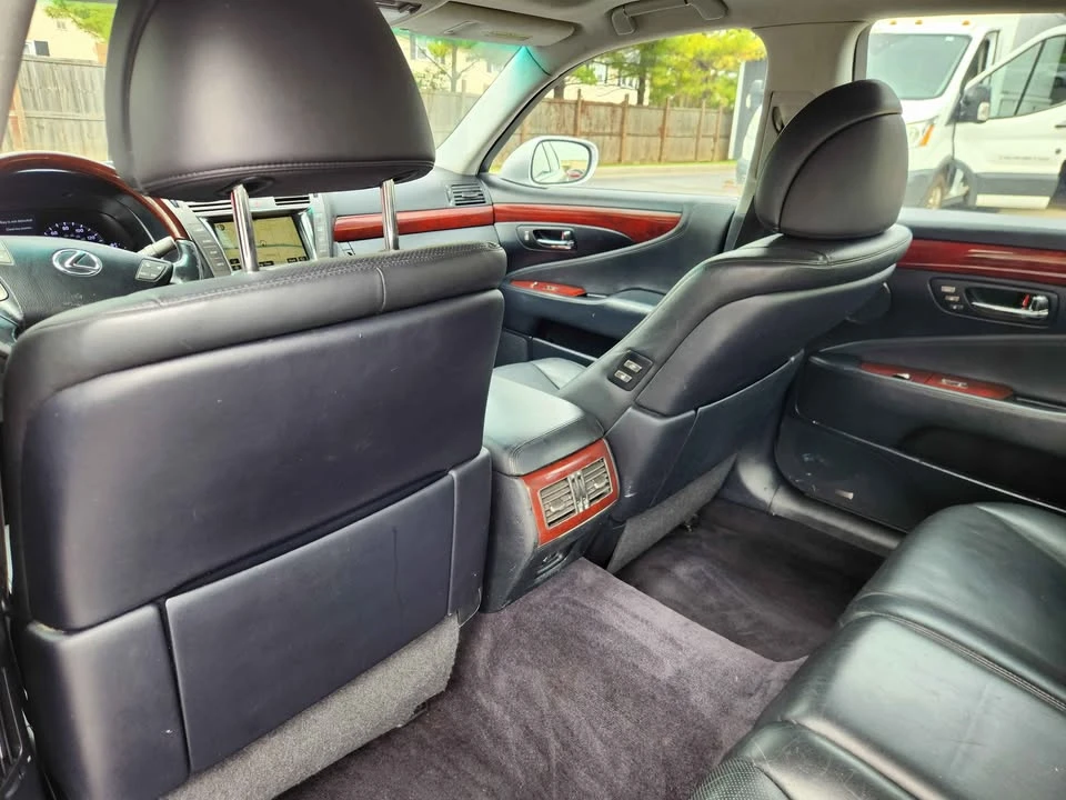 2008 Lexus LS 4th Gen - Image 12 of 16