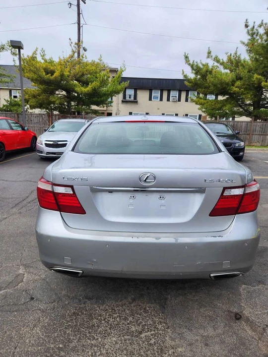 2008 Lexus LS 4th Gen - Image 7 of 16