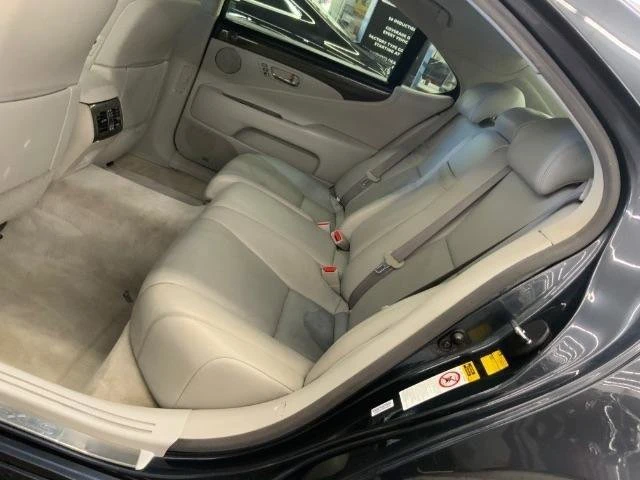 2008 Lexus LS 4th Gen - Image 14 of 20