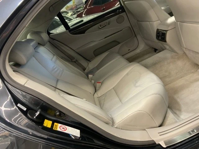2008 Lexus LS 4th Gen - Image 15 of 20