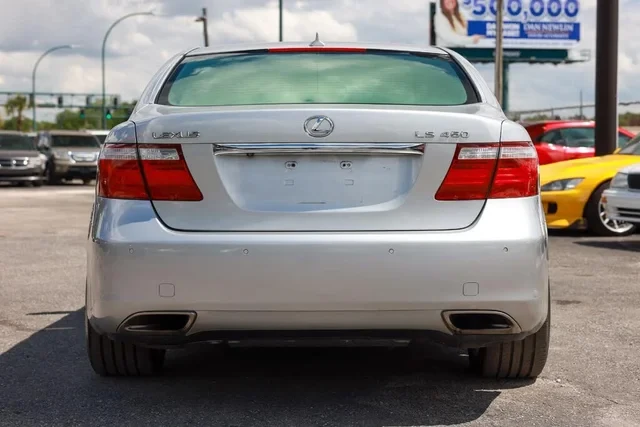 2008 Lexus LS 4th Gen - Image 7 of 19