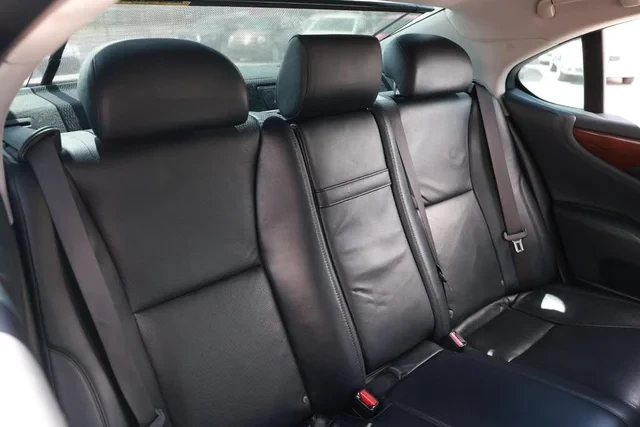2008 Lexus LS 4th Gen - Image 14 of 19