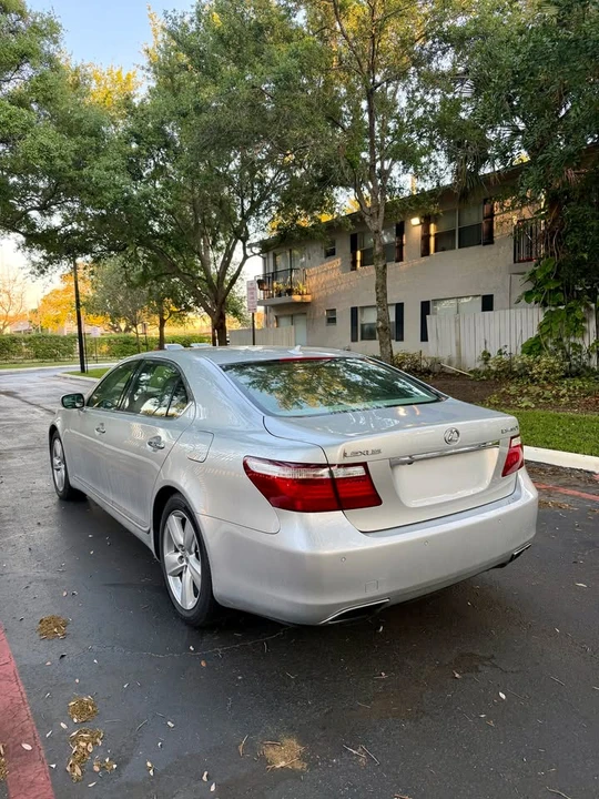 2008 Lexus LS 4th Gen - Image 6 of 9