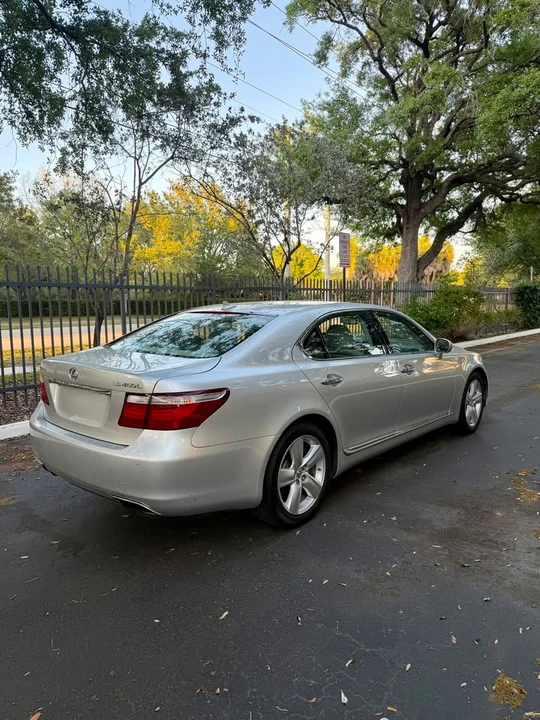 2008 Lexus LS 4th Gen - Image 4 of 9