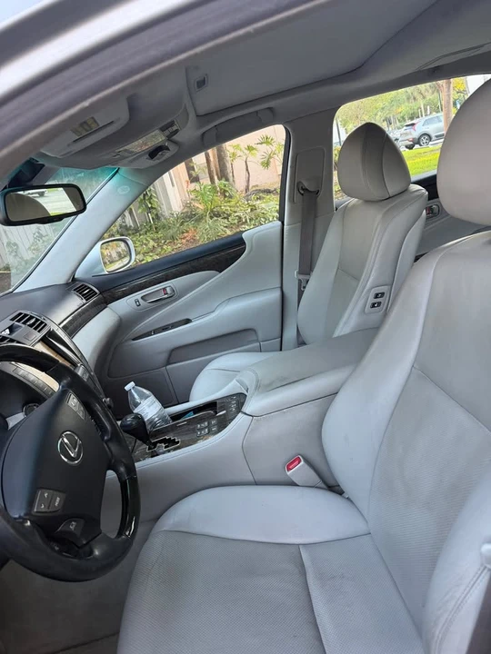 2008 Lexus LS 4th Gen - Image 9 of 9