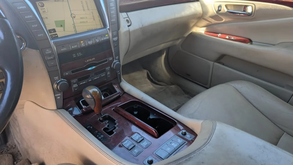 2008 Lexus LS 4th Gen - Image 12 of 14