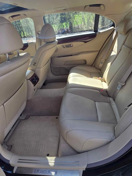 2008 Lexus LS 4th Gen - Image 14 of 20
