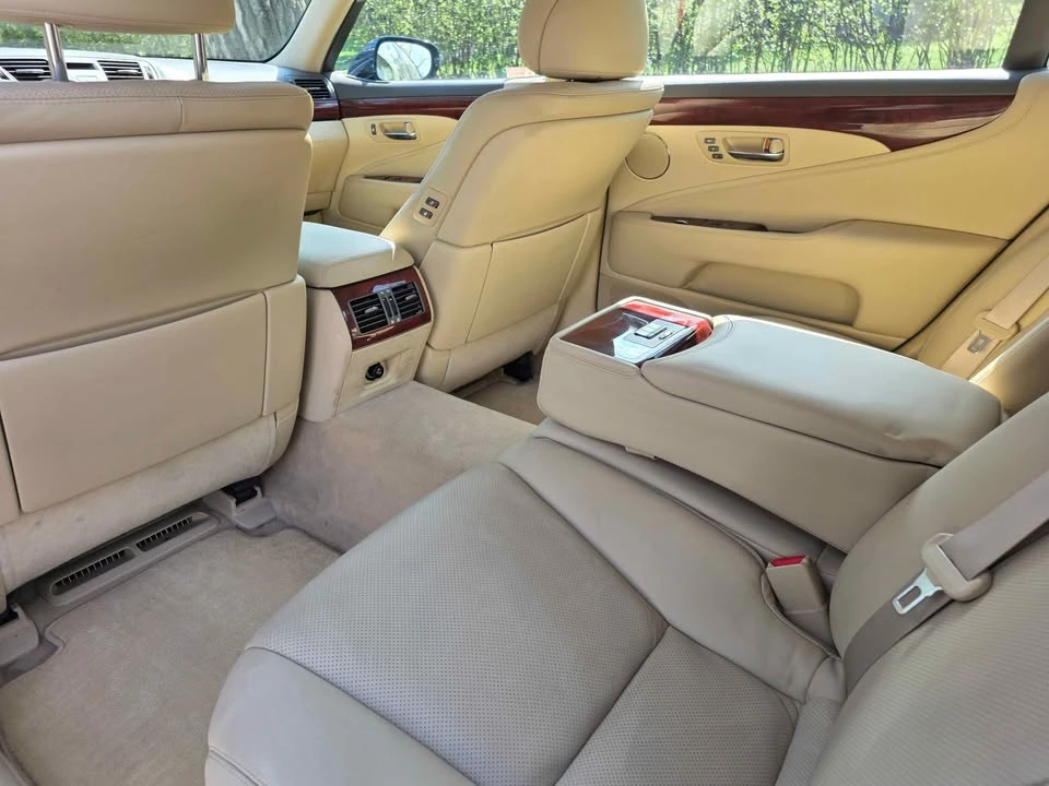 2008 Lexus LS 4th Gen - Image 13 of 20
