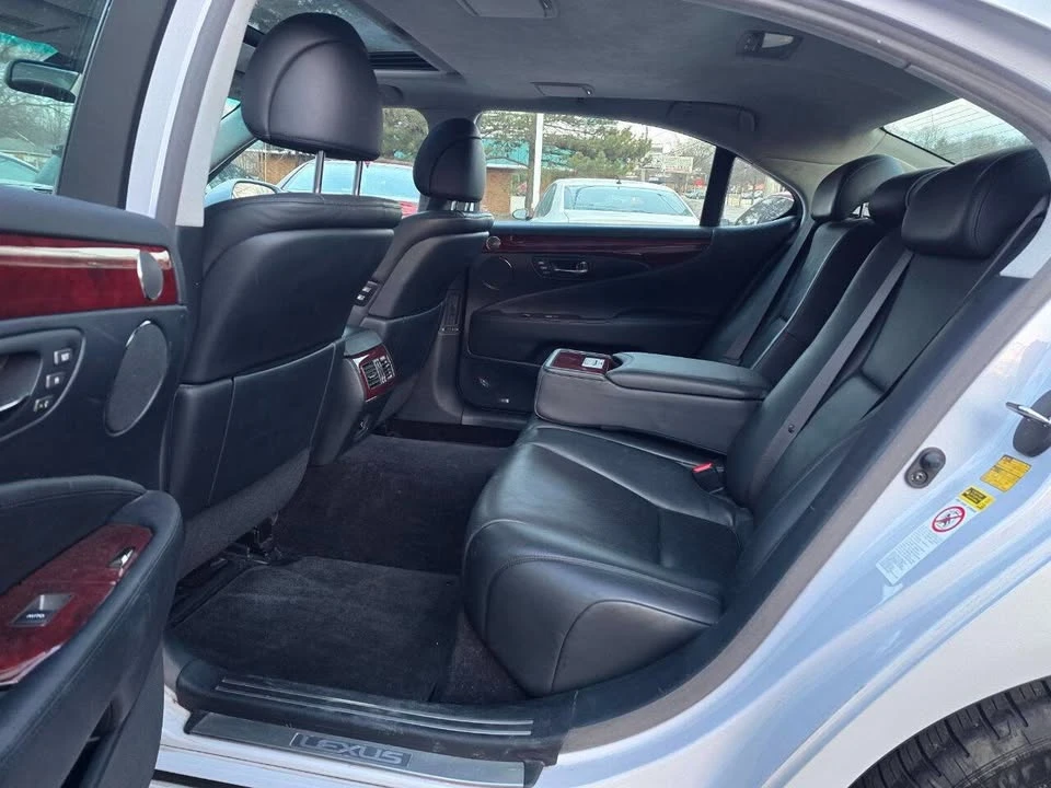 2008 Lexus LS 4th Gen - Image 8 of 20