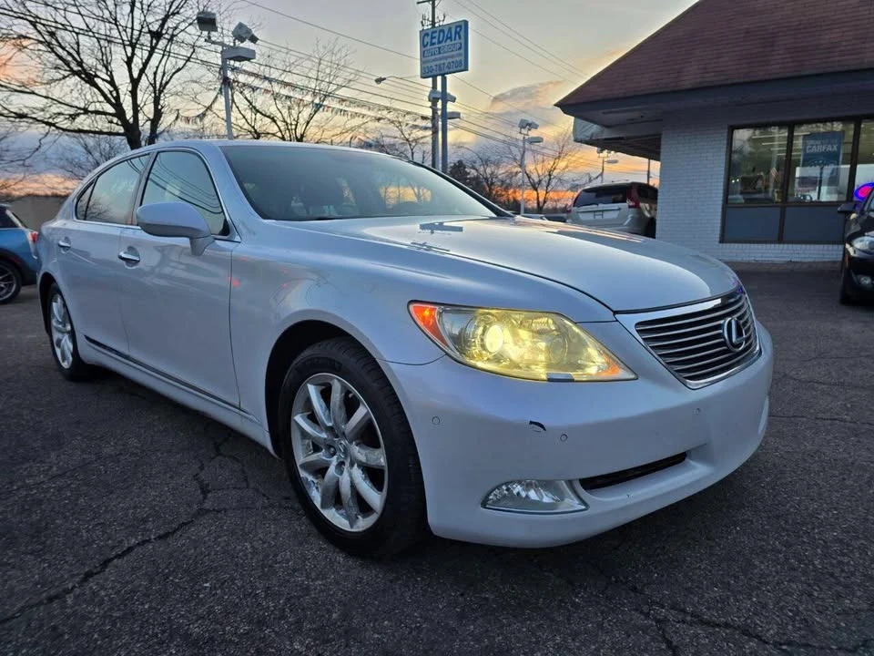 2008 Lexus LS 4th Gen - Image 2 of 20