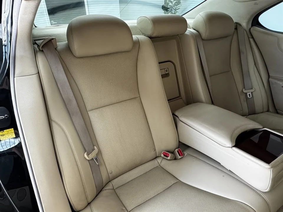 2008 Lexus LS 4th Gen - Image 13 of 20