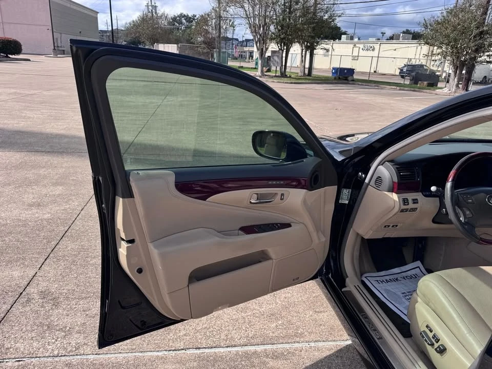 2008 Lexus LS 4th Gen - Image 15 of 20
