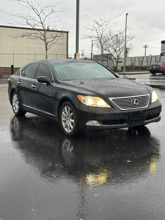 2008 Lexus LS 4th Gen - Image 3 of 20
