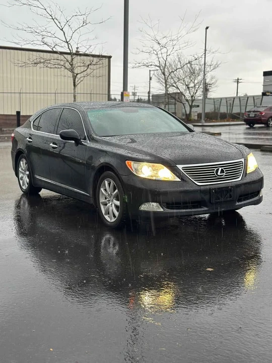 2008 Lexus LS 4th Gen - Image 2 of 20