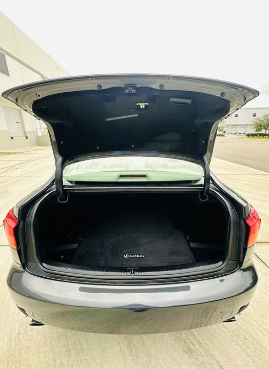 2008 Lexus LS 4th Gen - Image 13 of 13