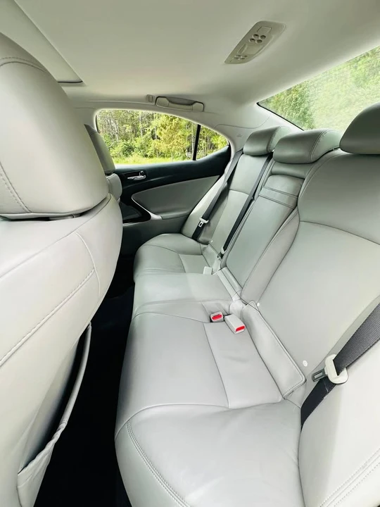 2008 Lexus LS 4th Gen - Image 12 of 13