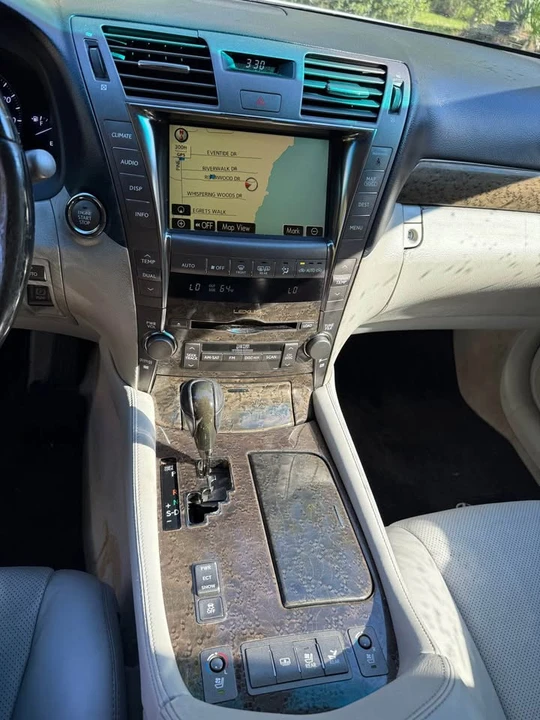 2008 Lexus LS 4th Gen - Image 10 of 10