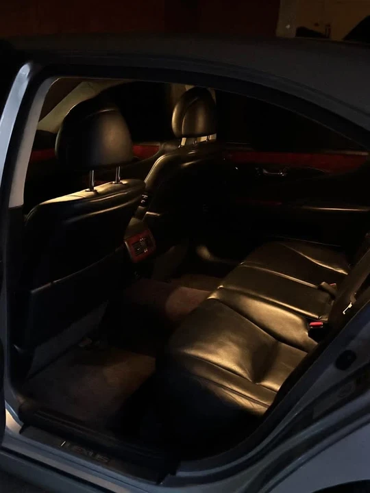 2008 Lexus LS 4th Gen - Image 3 of 8