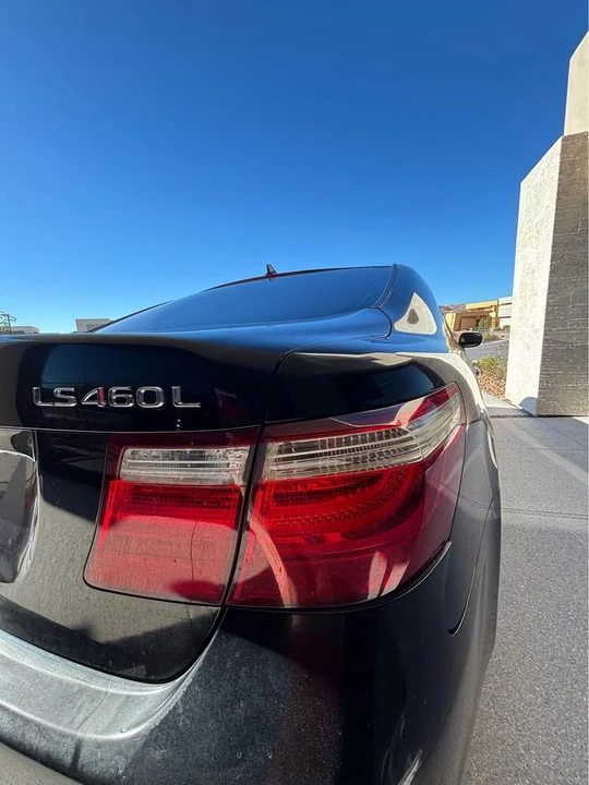 2008 Lexus LS 4th Gen - Image 5 of 13