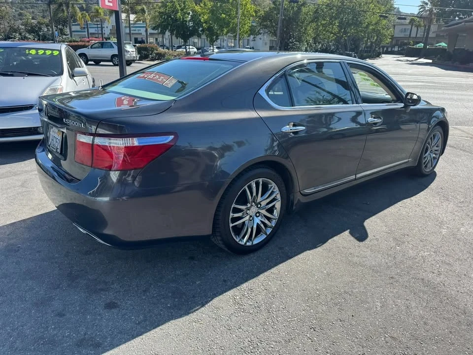2008 Lexus LS 4th Gen - Image 3 of 13
