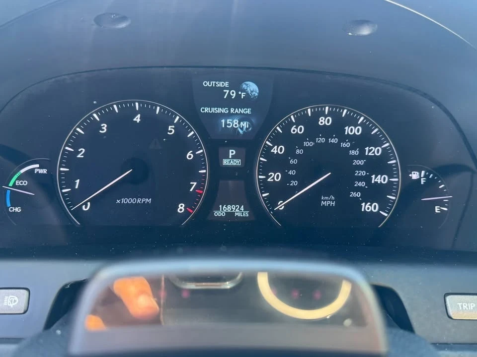 2008 Lexus LS 4th Gen - Image 12 of 13