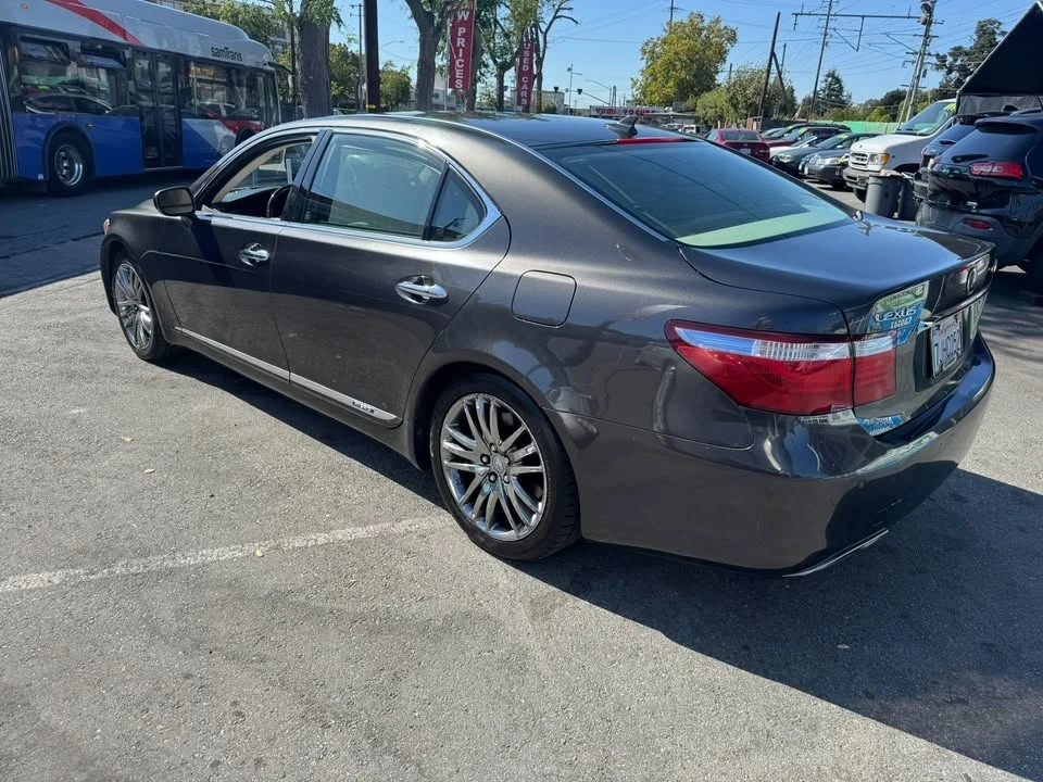 2008 Lexus LS 4th Gen - Image 5 of 13