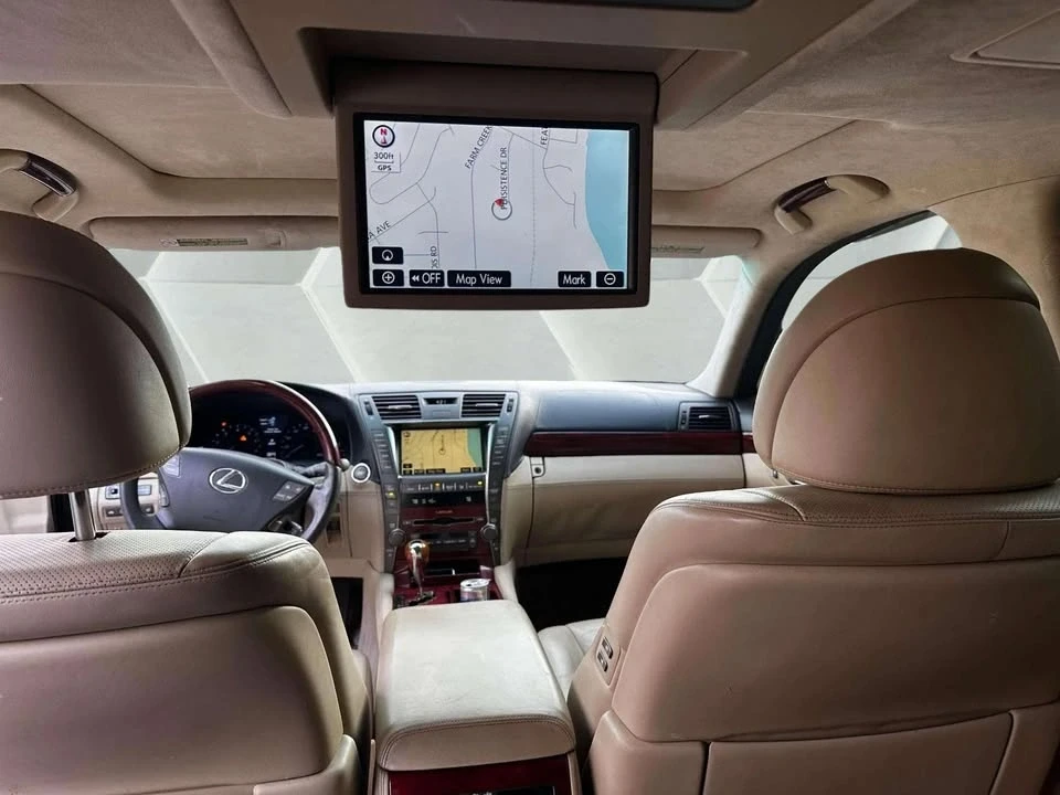 2008 Lexus LS 4th Gen - Image 3 of 19