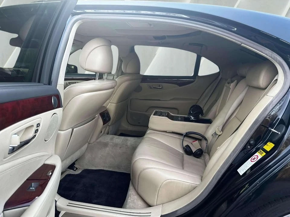 2008 Lexus LS 4th Gen - Image 4 of 19