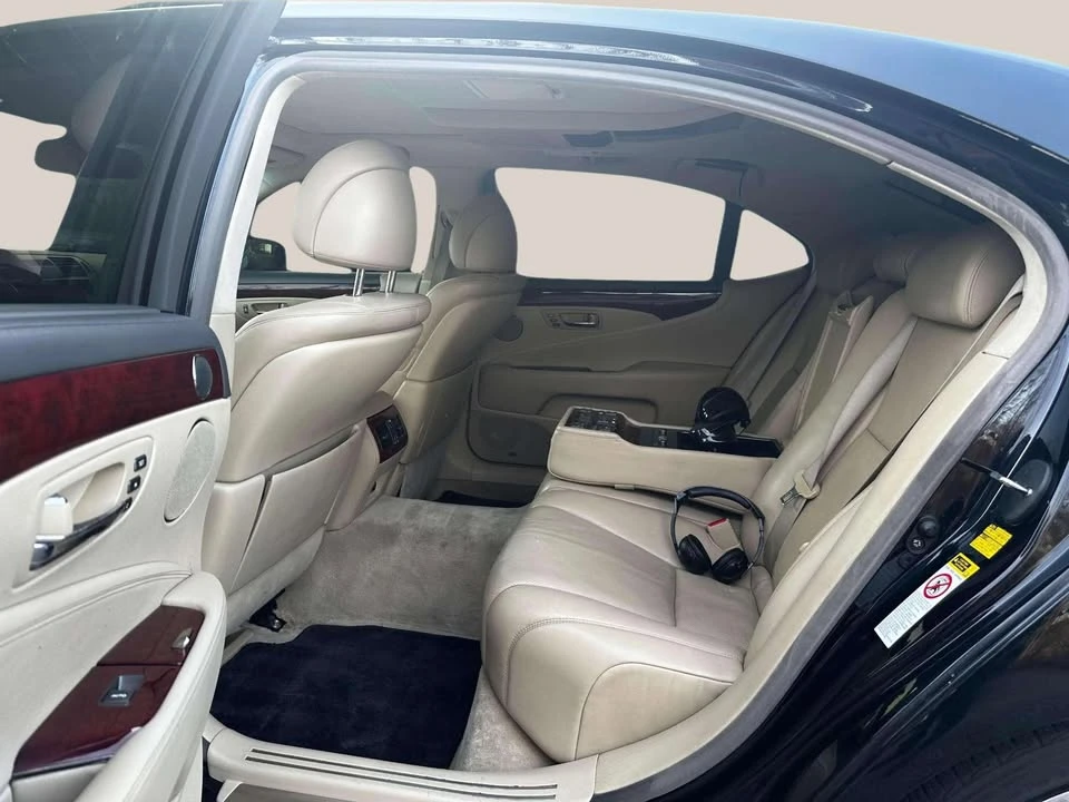 2008 Lexus LS 4th Gen - Image 3 of 19
