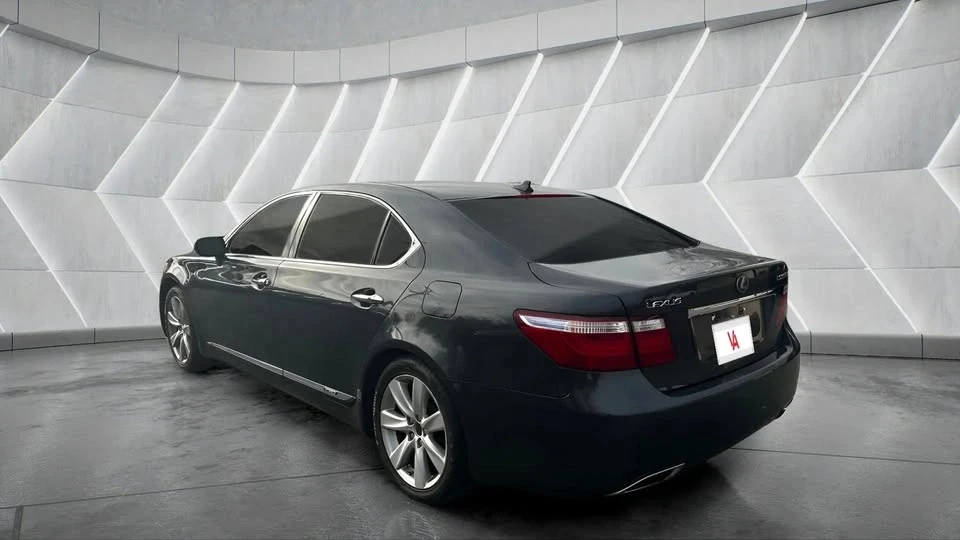 2008 Lexus LS 4th Gen - Image 4 of 16