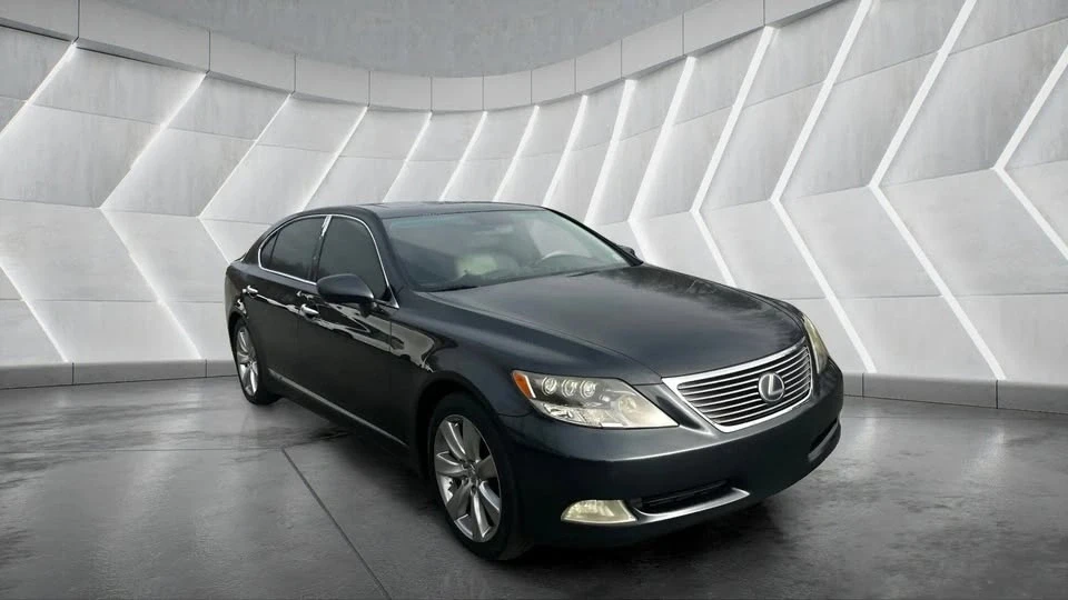 2008 Lexus LS 4th Gen - Image 9 of 16